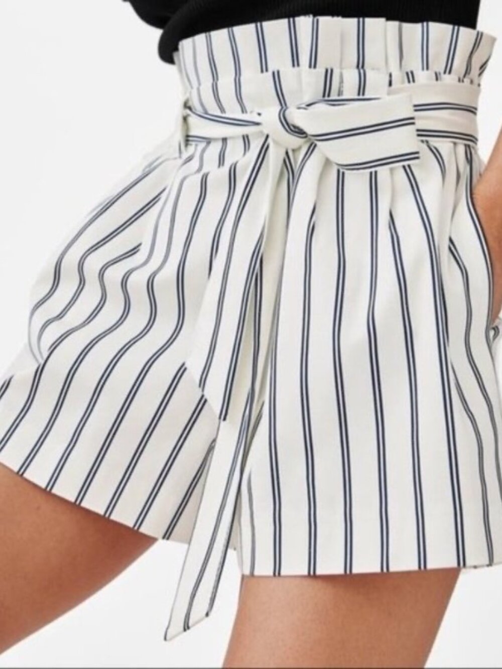 Zara Paperbag High Waisted Shorts XS